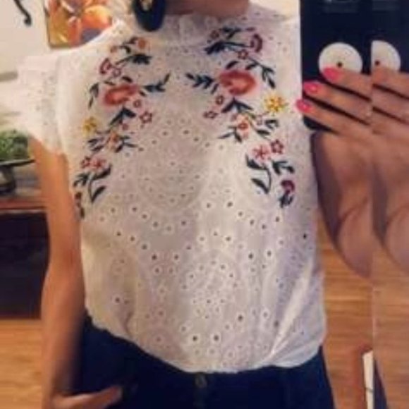 Ruffle Trim Embroidered Detail Schiffy Top - Picture 7 of 7